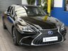 USED 2022 22 LEXUS ES 2.5 300h Saloon 4dr Petrol Hybrid E-CVT Euro 6 (s/s) (218 ps) SAT NAV LEATHER HEATED SEATS STEERING WHEEL REAR VIEW CAMERA SUNROOF 1 OWNER SERVICE HISTORY LEXUS WARRANTY TILL 2032
