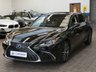 USED 2022 22 LEXUS ES 2.5 300h Saloon 4dr Petrol Hybrid E-CVT Euro 6 (s/s) (218 ps) SAT NAV LEATHER HEATED SEATS STEERING WHEEL REAR VIEW CAMERA SUNROOF 1 OWNER SERVICE HISTORY LEXUS WARRANTY TILL 2032