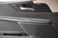 USED 2017 66 JAGUAR XE 2.0d Portfolio Saloon 4dr Diesel Auto Euro 6 (s/s) (180 ps) UPGRADED SOUND SYSTEM, HEATED SEATS & SAT NAV