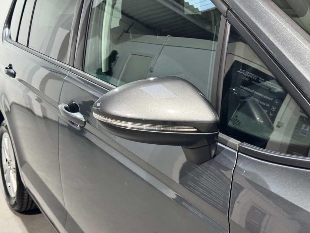 USED 2020 70 VOLKSWAGEN TOURAN 2.0 TDI SE MPV 5dr Diesel Manual Euro 6 (s/s) (150 ps) F/R SENSORS+ PRIVACY+ 7 SEATS