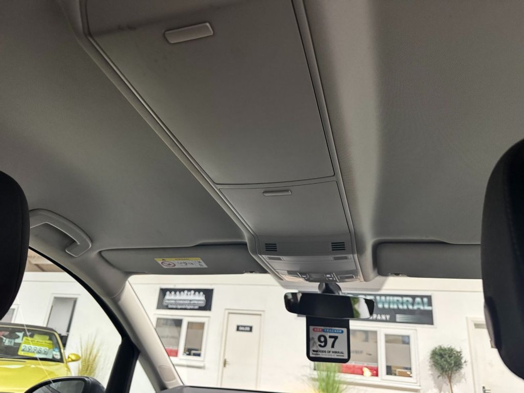 USED 2020 70 VOLKSWAGEN TOURAN 2.0 TDI SE MPV 5dr Diesel Manual Euro 6 (s/s) (150 ps) F/R SENSORS+ PRIVACY+ 7 SEATS