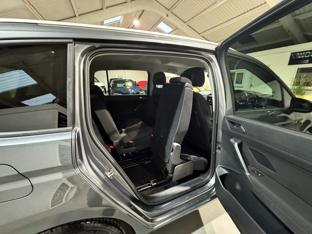 USED 2020 70 VOLKSWAGEN TOURAN 2.0 TDI SE MPV 5dr Diesel Manual Euro 6 (s/s) (150 ps) F/R SENSORS+ PRIVACY+ 7 SEATS