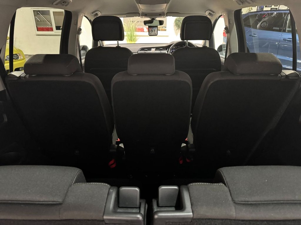 USED 2020 70 VOLKSWAGEN TOURAN 2.0 TDI SE MPV 5dr Diesel Manual Euro 6 (s/s) (150 ps) F/R SENSORS+ PRIVACY+ 7 SEATS