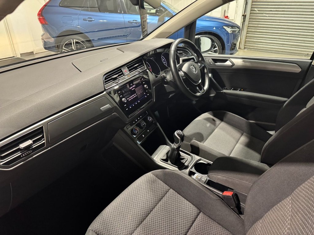 USED 2020 70 VOLKSWAGEN TOURAN 2.0 TDI SE MPV 5dr Diesel Manual Euro 6 (s/s) (150 ps) F/R SENSORS+ PRIVACY+ 7 SEATS