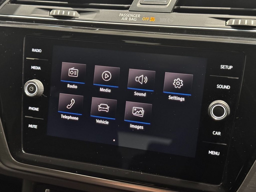 USED 2020 70 VOLKSWAGEN TOURAN 2.0 TDI SE MPV 5dr Diesel Manual Euro 6 (s/s) (150 ps) F/R SENSORS+ PRIVACY+ 7 SEATS