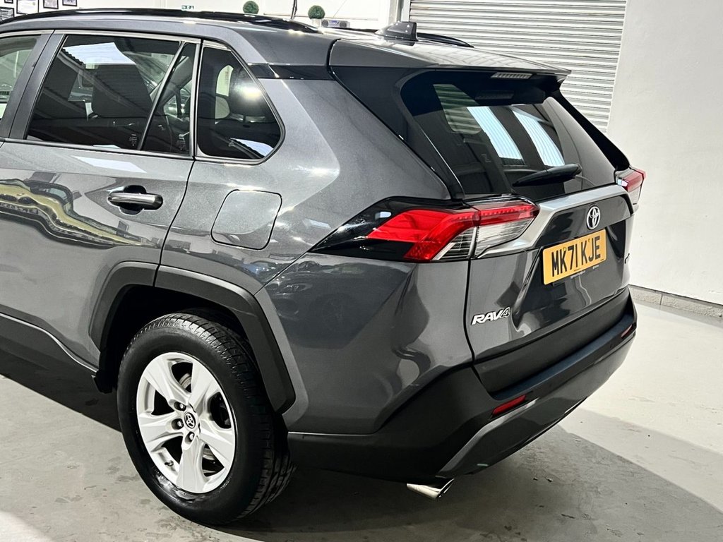 USED 2021 71 TOYOTA RAV4 2.5 VVT-h GPF Icon SUV 5dr Petrol Hybrid CVT Euro 6 (s/s) (218 ps) APPLE PLAY+REAR CAM+ PRIVACY