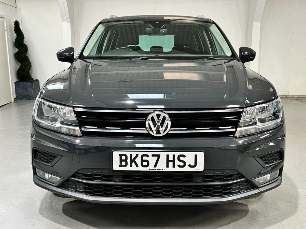 USED 2017 67 VOLKSWAGEN TIGUAN 2.0 TDI SE Navigation SUV 5dr Diesel Manual Euro 6 (s/s) (150 ps) 18"ALLOYS+F/R SENSORS+SAT NAV