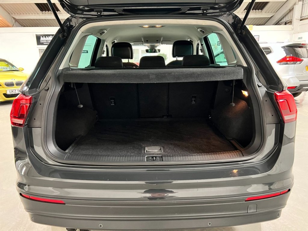 USED 2017 67 VOLKSWAGEN TIGUAN 2.0 TDI SE Navigation SUV 5dr Diesel Manual Euro 6 (s/s) (150 ps) 18"ALLOYS+F/R SENSORS+SAT NAV