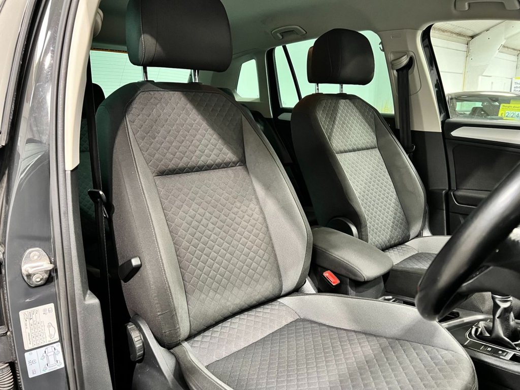 USED 2017 67 VOLKSWAGEN TIGUAN 2.0 TDI SE Navigation SUV 5dr Diesel Manual Euro 6 (s/s) (150 ps) 18"ALLOYS+F/R SENSORS+SAT NAV