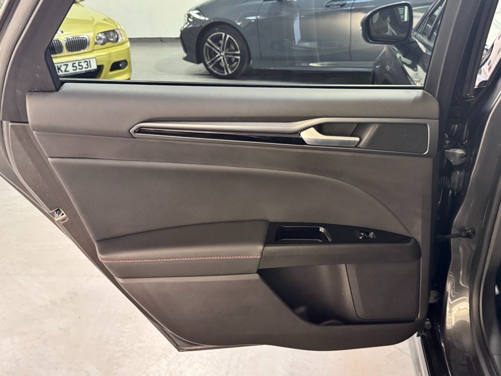 USED 2019 19 FORD MONDEO 2.0 TDCi ST-Line Edition Hatchback 5dr Diesel Powershift Euro 6 (s/s) (180 ps) SATNAV+19" ALLOYS+HEATED SEATS