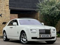 USED 2012 M ROLLS-ROYCE GHOST 6.6 V12 Saloon 4dr Petrol Auto Euro 5 (563 bhp) PANROOF+HUD+REAR THEATRE+FACTORY WHITE