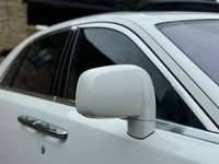 USED 2012 M ROLLS-ROYCE GHOST 6.6 V12 Saloon 4dr Petrol Auto Euro 5 (563 bhp) PANROOF+HUD+REAR THEATRE+FACTORY WHITE