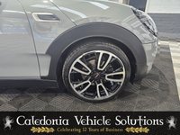 USED 2021 21 MINI CLUBMAN 1.5 Cooper Sport Estate 6dr Petrol Manual Euro 6 (s/s) (136 ps) OVER &pound;3,000 WORTH OF EXTRAS, BLUETOOTH, CRUISE CONTROL, NAVIGATION PACK, REAR ISOFIX, REAR PARK DISTANCE CONTROL.