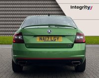 USED 2017 17 SKODA OCTAVIA 2.0 TSI vRS Hatchback 5dr Petrol Manual Euro 6 (s/s) (230 ps) Park Assist - Nav with Car Play