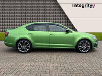 USED 2017 17 SKODA OCTAVIA 2.0 TSI vRS Hatchback 5dr Petrol Manual Euro 6 (s/s) (230 ps) Park Assist - Nav with Car Play