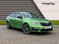 USED 2017 17 SKODA OCTAVIA 2.0 TSI vRS Hatchback 5dr Petrol Manual Euro 6 (s/s) (230 ps) Park Assist - Nav with Car Play