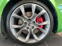 USED 2017 17 SKODA OCTAVIA 2.0 TSI vRS Hatchback 5dr Petrol Manual Euro 6 (s/s) (230 ps) Park Assist - Nav with Car Play