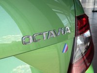 USED 2017 17 SKODA OCTAVIA 2.0 TSI vRS Hatchback 5dr Petrol Manual Euro 6 (s/s) (230 ps) Park Assist - Nav with Car Play