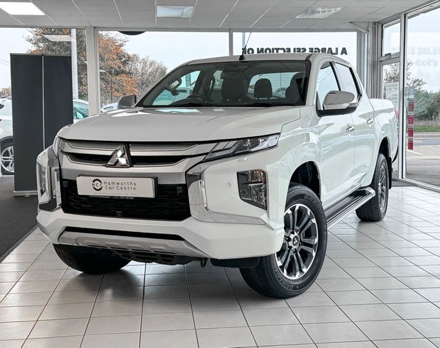 2020 70 Mitsubishi L200 2.2 DI-D DC Barbarian X Pickup Double Cab 4dr Diesel Auto 4WD Euro 6 (s/s) (150 ps)