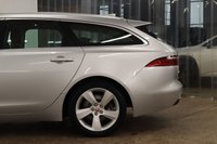 USED 2019 19 JAGUAR XF 2.0i Portfolio GPF Sportbrake 5dr Petrol Auto Euro 6 (s/s) (250 ps) FULLY LOADED WITH GREAT SERVICE HISTORY