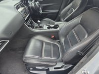 USED 2015 65 JAGUAR XE 2.0d Prestige Saloon 4dr Diesel Manual Euro 6 (s/s) (163 ps) 