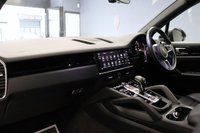 USED 2021 71 PORSCHE CAYENNE 3.0T V6 GPF  1 OWNER BRAND NEW 22"s CAMERA