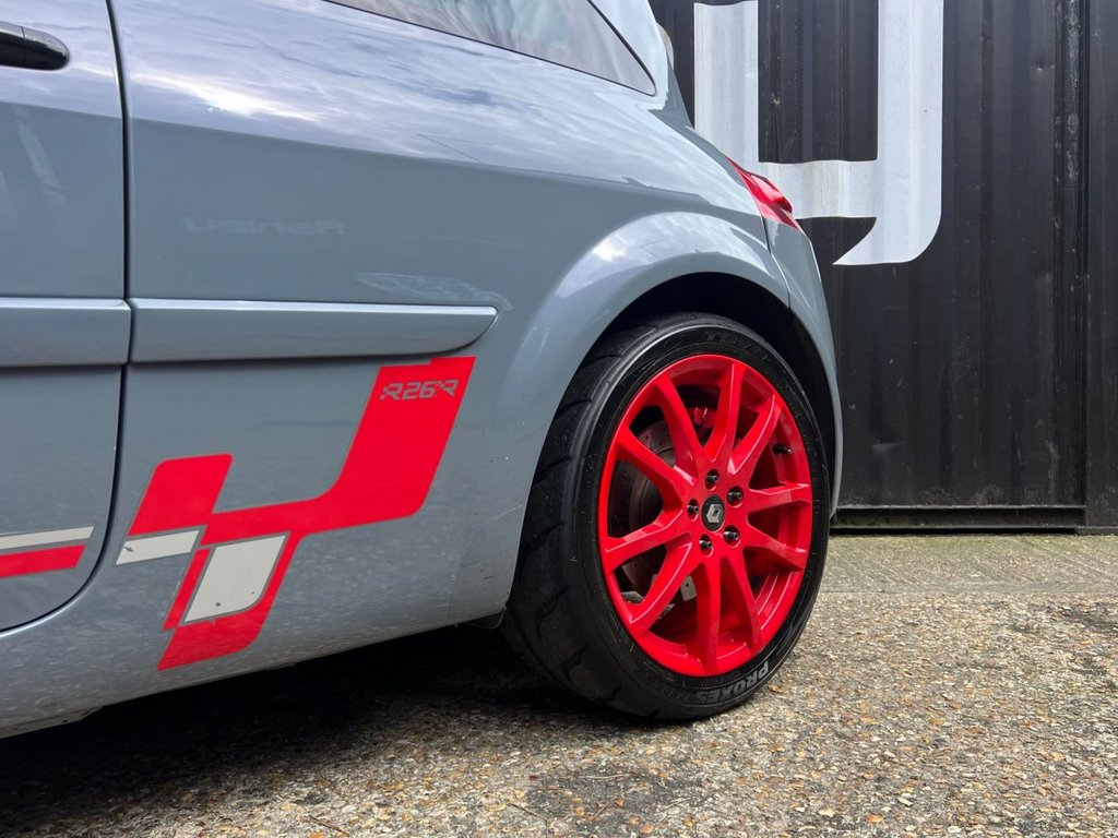 USED 2009 RENAULT MEGANE Renaultsport R26.R // 2.0 TURBO // 3dr Hatchback // (200 g/km, 230 bhp) // px swap 