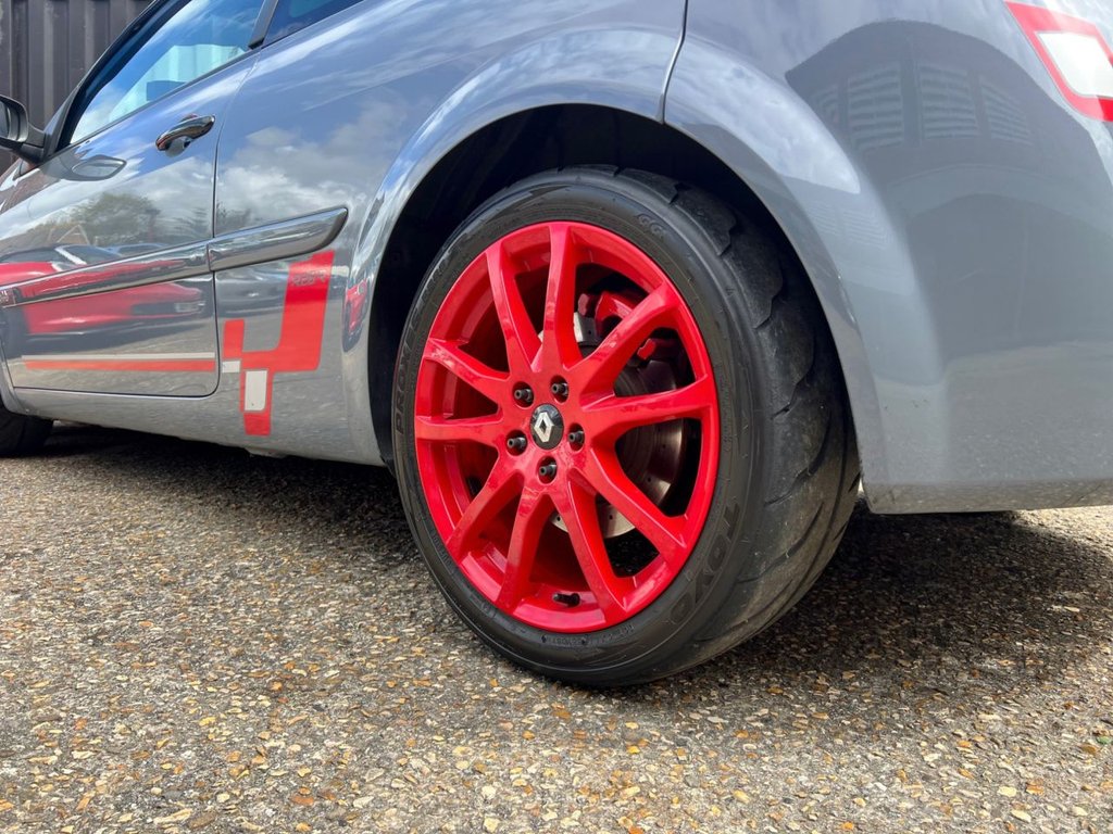 USED 2009 RENAULT MEGANE Renaultsport R26.R // 2.0 TURBO // 3dr Hatchback // (200 g/km, 230 bhp) // px swap 