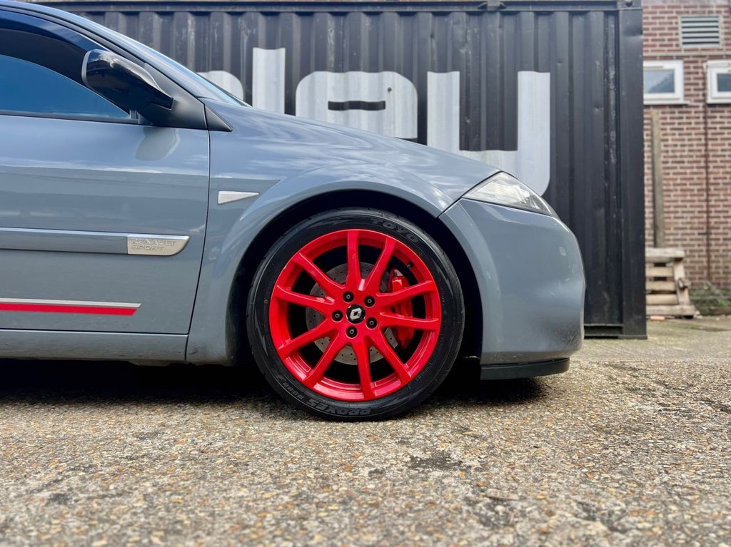 USED 2009 RENAULT MEGANE Renaultsport R26.R // 2.0 TURBO // 3dr Hatchback // (200 g/km, 230 bhp) // px swap 