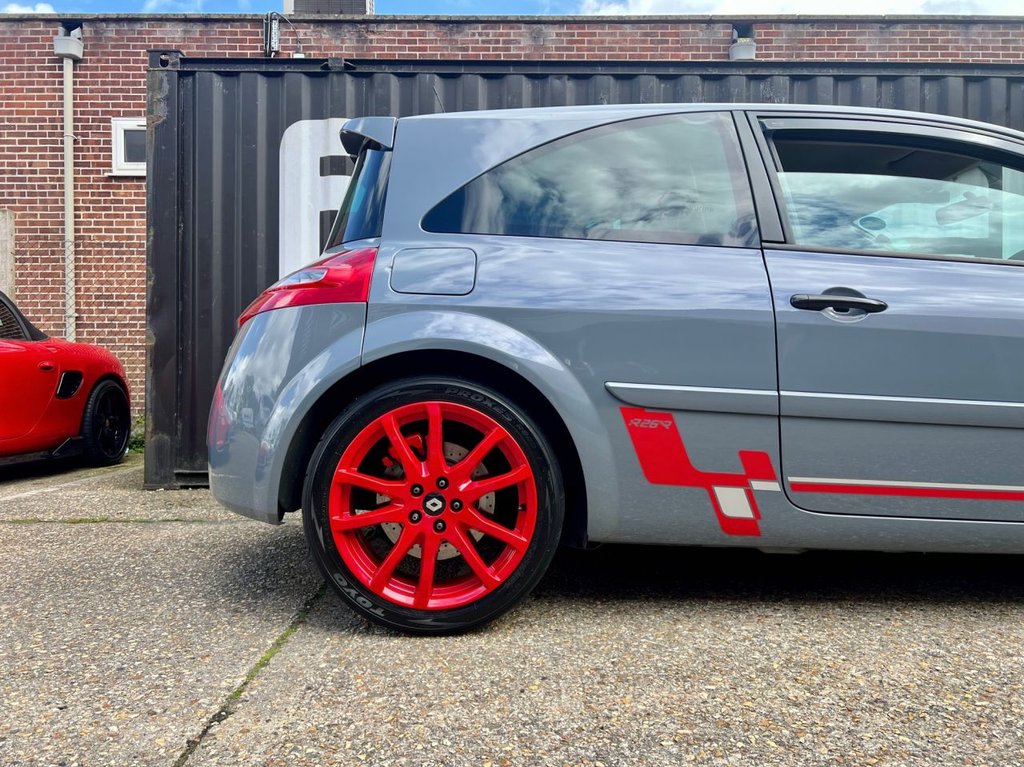 USED 2009 RENAULT MEGANE Renaultsport R26.R // 2.0 TURBO // 3dr Hatchback // (200 g/km, 230 bhp) // px swap 
