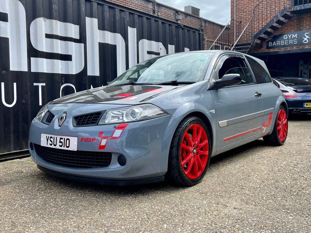 USED 2009 RENAULT MEGANE Renaultsport R26.R // 2.0 TURBO // 3dr Hatchback // (200 g/km, 230 bhp) // px swap 