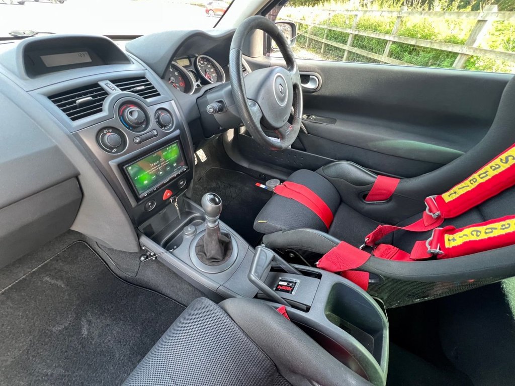 USED 2009 RENAULT MEGANE Renaultsport R26.R // 2.0 TURBO // 3dr Hatchback // (200 g/km, 230 bhp) // px swap 