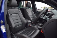 USED 2015 15 VOLKSWAGEN GOLF 2.0 TSI BlueMotion Tech R Hatchback 5dr Petrol DSG 4Motion Euro 6 (s/s) (300 ps) PAN ROOF / LEATHER / FULL HIST