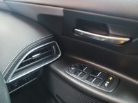 USED 2016 66 JAGUAR XE 2.0d R-Sport Saloon 4dr Diesel Auto Euro 6 (s/s) (180 ps) 