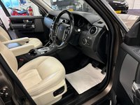 USED 2015 15 LAND ROVER DISCOVERY 4 3.0 SD V6 HSE SUV 5dr Diesel Auto 4WD Euro 5 (s/s) (255 bhp) UK DELIVERY FLAT FEE &pound;175 (SUBJECT TO DEAL) *OVER 100 IMAGES ON OUR WEBSITE*BESPOKE FINANCE ARRANGED*PART EXCHANGE WELCOME*ALL VEHICLES HPI CLEAR