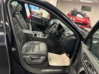 USED 2015 15 VOLKSWAGEN TOUAREG 3.0 TDI V6 BlueMotion Tech R-Line SUV 5dr Diesel Tiptronic 4WD Euro 6 (s/s) (262 ps) UK DELIVERY FLAT FEE &pound;175 (SUBJECT TO DEAL) *OVER 100 IMAGES ON OUR WEBSITE*BESPOKE FINANCE ARRANGED*PART EXCHANGE WELCOME*ALL VEHICLES HPI CLEAR