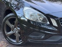 USED 2011 11 VOLVO V60 2.0 D3 R-Design Estate 5dr Diesel Geartronic Euro 5 (163 ps) 