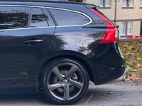 USED 2011 11 VOLVO V60 2.0 D3 R-Design Estate 5dr Diesel Geartronic Euro 5 (163 ps) 