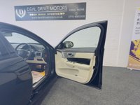 USED 2015 65 JAGUAR XF 3.0d S V6 Portfolio Saloon 4dr Diesel Auto Euro 5 (s/s) (275 ps) SATNAV REVCAMERA HEATED SEATS