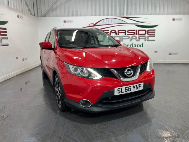 View our NISSAN QASHQAI