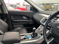 USED 2017 17 LAND ROVER RANGE ROVER EVOQUE 2.0 eD4 SE Tech SUV 5dr Diesel Manual FWD Euro 6 (s/s) (150 ps) A BEAUTIFUL ADDITION TO OUR FORECOURT+FINISHED IN FACTORY BLACK PAINT+ONLY 1 FORMER KEEPER+SERVICE HISTORY+FULL PANORAMIC GLASS ROOF+PRIVACY GLASS+FULL LEATHER INTERIOR+SATELLITE NAVIGATION+PARK ASSIST+CLIMATE CONTROL+18 INCH ALLOY WHEELS+CALL NOW TO SPEAK WITH ONE OF OUR EXPERIENCED SALES ADVISORS AND TO ARRANGE A VIEWING+1 FULL YEARS MOT PRIOR TO COLLECTION+DONT MISS OUT!!!!!!!!!!!!!!!!!!!!!!!!!!!!!!!!!!!!!!!!!!!!