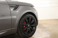 USED 2017 67 LAND ROVER RANGE ROVER SPORT 3.0 SD V6 HSE Dynamic SUV 5dr Diesel Auto 4WD Euro 6 (s/s) (306 ps) APPLE CAR PLAY & ANDROID AUTO, ELECTRIC DEPLOYABLE SIDE STEPS & RESERVE CAMERA