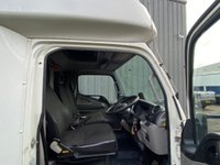 USED 2019 19 FUSO CANTER MITSUBISHI CANTER FUSO 7.5 TONNE CURTAIN WITH SLEEPER POD AND TUCK AWAY TAIL LIFT 