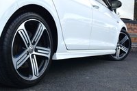 USED 2017 66 VOLKSWAGEN GOLF 2.0 TSI BlueMotion Tech R Hatchback 5dr Petrol DSG 4Motion Euro 6 (s/s) (300 ps) APPLE CARPLAY / FULL HISTORY
