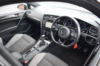 USED 2017 66 VOLKSWAGEN GOLF 2.0 TSI BlueMotion Tech R Hatchback 5dr Petrol DSG 4Motion Euro 6 (s/s) (300 ps) APPLE CARPLAY / FULL HISTORY