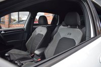 USED 2017 66 VOLKSWAGEN GOLF 2.0 TSI BlueMotion Tech R Hatchback 5dr Petrol DSG 4Motion Euro 6 (s/s) (300 ps) APPLE CARPLAY / FULL HISTORY