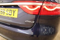 USED 2018 68 JAGUAR XF 2.0d R-Sport Saloon 4dr Diesel Auto Euro 6 (s/s) (240 ps) UPGRADED SOUND SYSTEM, HEATED SEATS & SAT NAV