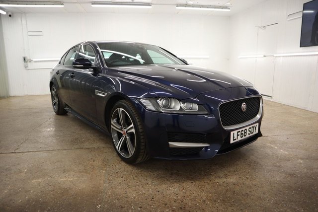 2018 68 Jaguar Xf 2.0d R-Sport Saloon 4dr Diesel Auto Euro 6 (s/s) (240 ps)