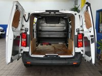 USED 2021 70 VAUXHALL VIVARO-E 3100 75kWh Dynamic Panel Van 5dr Electric Auto L1 H1 (136 ps) GENUINE LOW MILES 3 SEATS ANDROID APPLE CARPLAY AIR CON CRUISE CONTROL PARKING SENSORS 1 OWNER SERVICE HISTORY