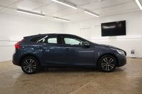 USED 2019 68 VOLVO V40 2.0 T2 GPF Momentum Nav Plus Hatchback 5dr Petrol Manual Euro 6 (s/s) (122 ps) DETAILED SERVICE HISTORY WITH SAT NAV & BLUETOOTH